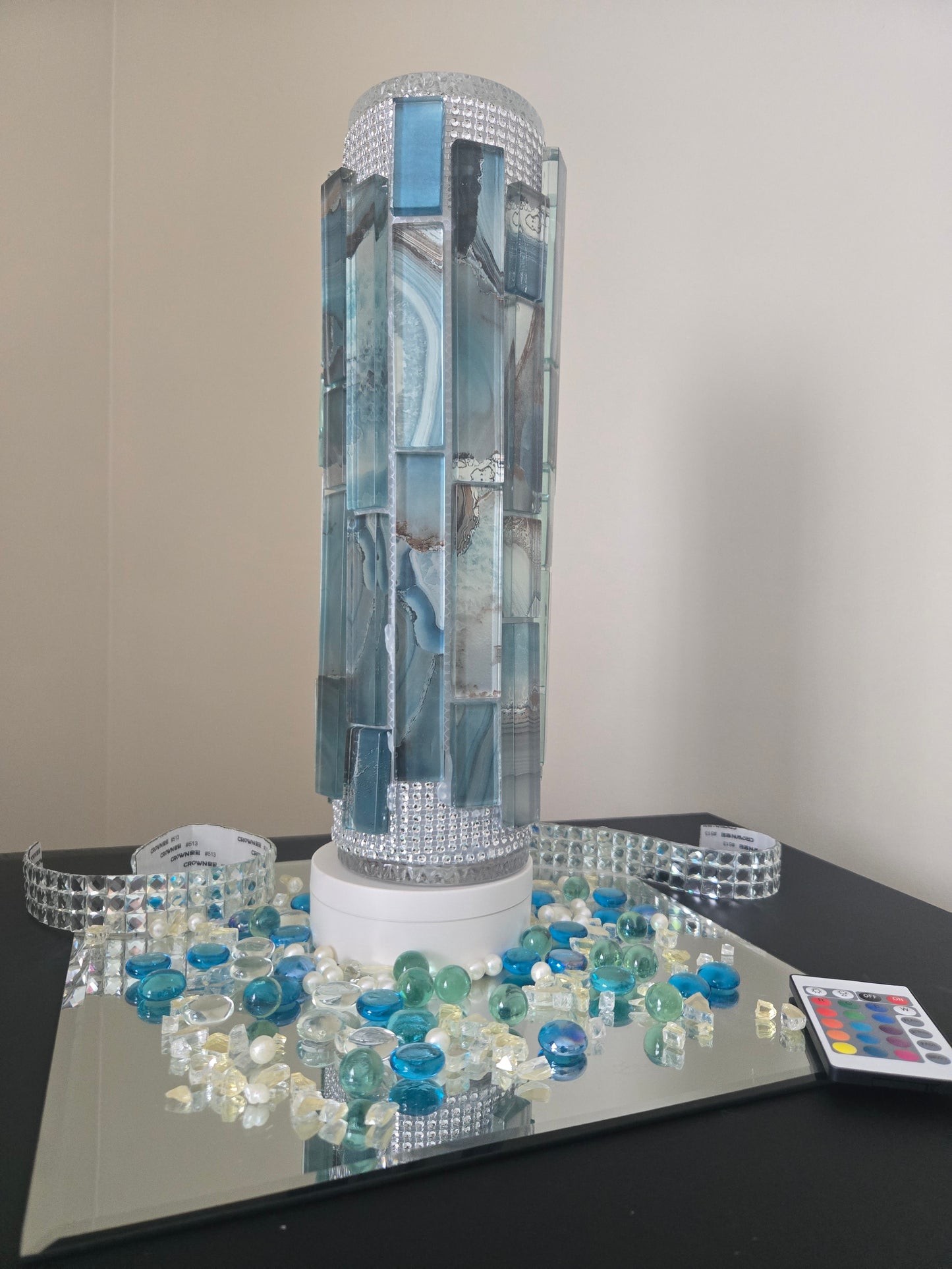 Handcrafted Mosaic Glass Tile Vase (Ocean Wave)